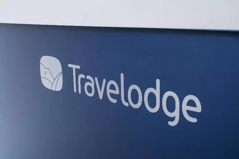 ホテル Travelodge Newcastle Under Lyme Central