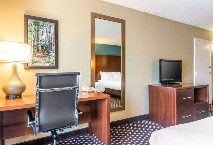 هتل Spark By Hilton St. Augustine Historic District