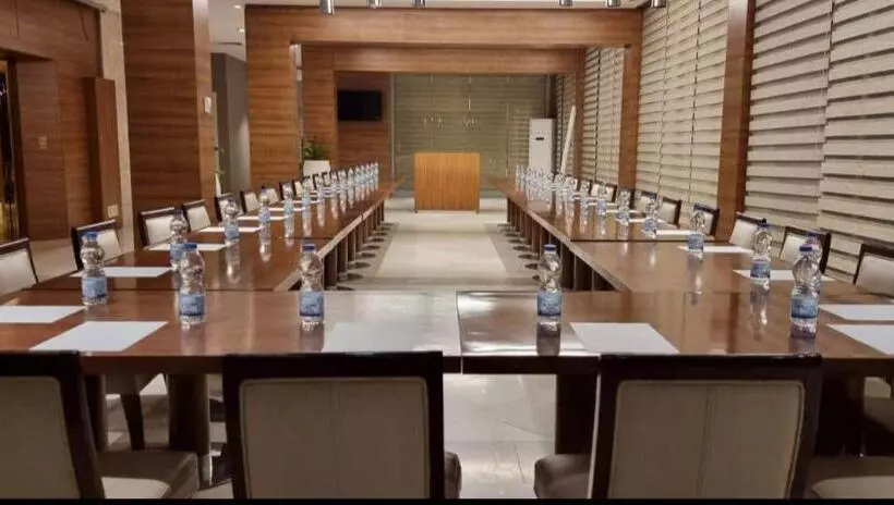 Karbala Rayhaan Hotel & Suites