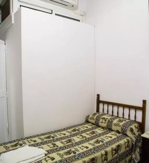Pensión San Benito Abad