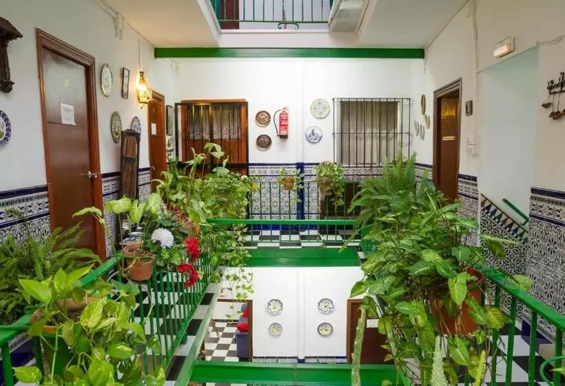 Pensión San Benito Abad