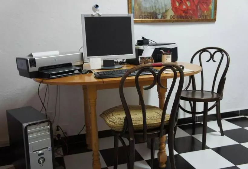 Pensión San Benito Abad