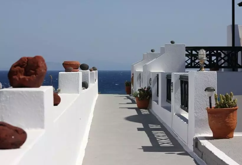 Vrachia Studios & Apartments