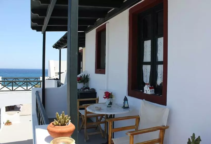 Vrachia Studios & Apartments