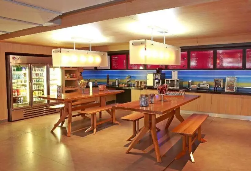 فندق Aloft Panama