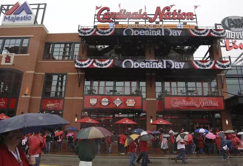 Hotel Americas Best Value Inn St. Louis Downtown