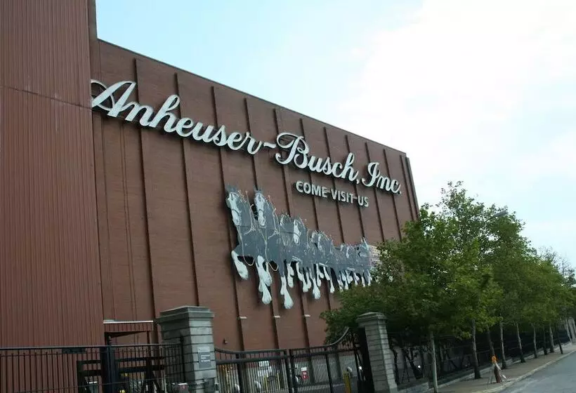 Hotel Americas Best Value Inn St. Louis Downtown