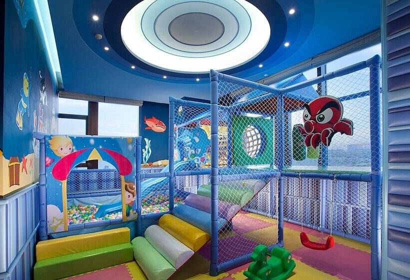 Отель Ascott Midtown Suzhou