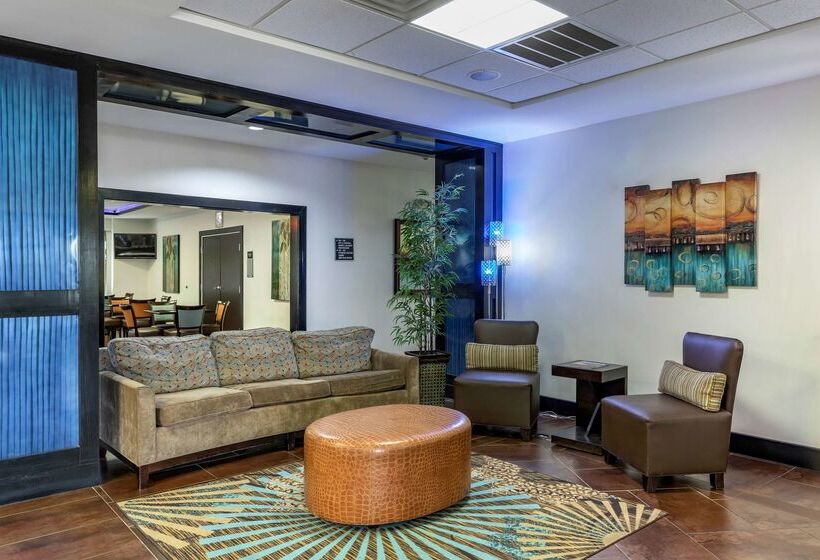 فندق Best Western Plus North Odessa Inn & Suites