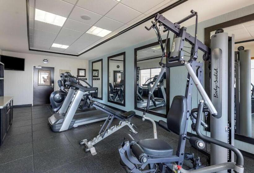 فندق Best Western Plus North Odessa Inn & Suites