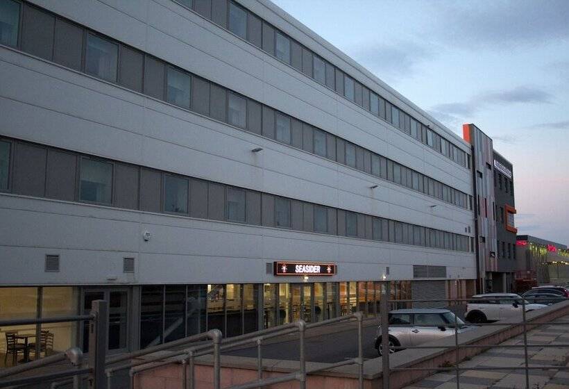 Blackpool Football Club Stadium Hotel, A Member Of Radisson Individuals