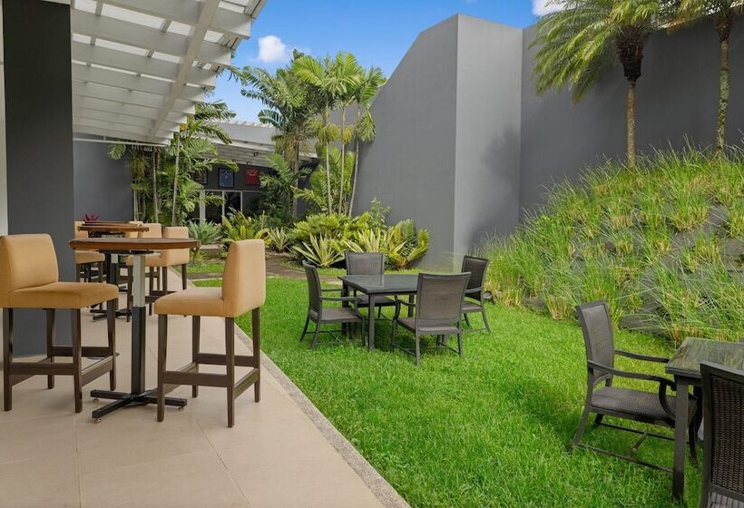 هتل Courtyard By Marriott San Jose Airport Alajuela