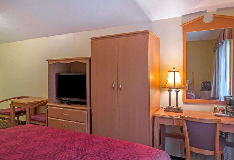 ホテル Econo Lodge Manchester Center