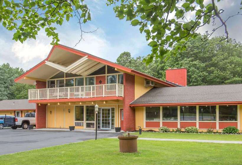 ホテル Econo Lodge Manchester Center