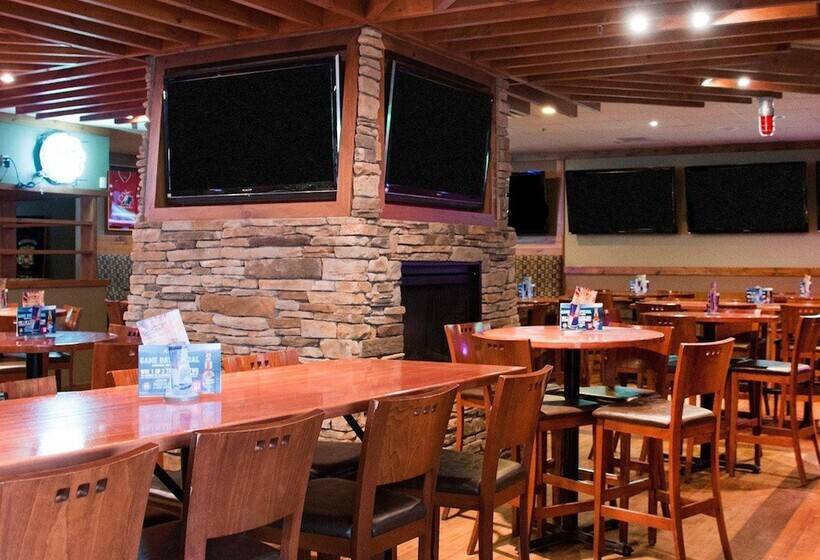 בית מלון כפרי Econo Lodge