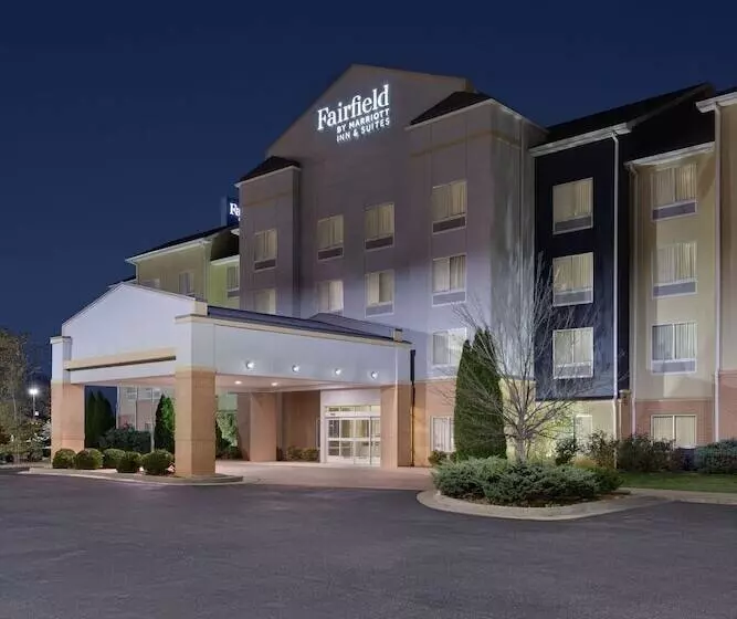 Отель Fairfield Inn & Suites By Marriott Paducah