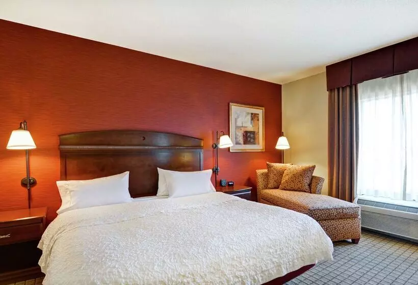 Отель Hampton Inn & Suites Peoria At Grand Prairie, Il
