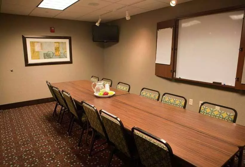 酒店 Hampton Inn Colby