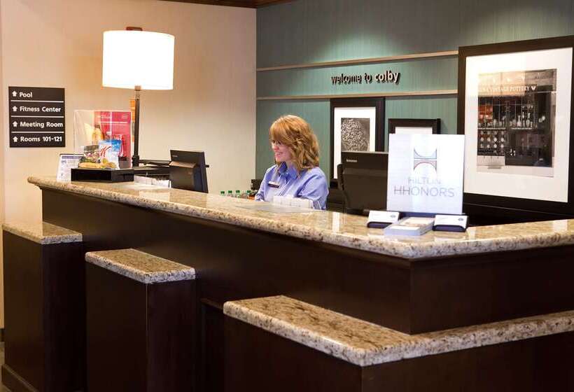 בית מלון כפרי Hampton Inn Colby