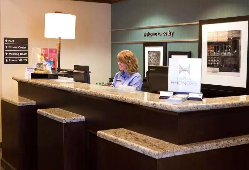 酒店 Hampton Inn Colby