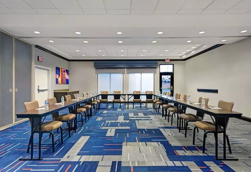 ホテル Hampton Inn Farmington