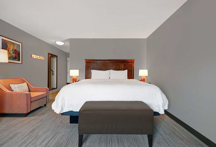 Отель Hampton Inn Farmington