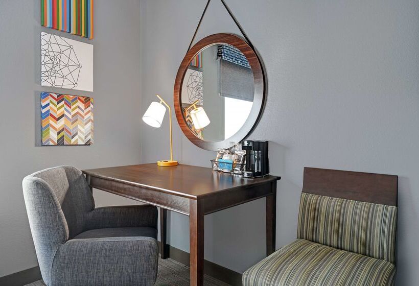 Отель Hampton Inn Farmington