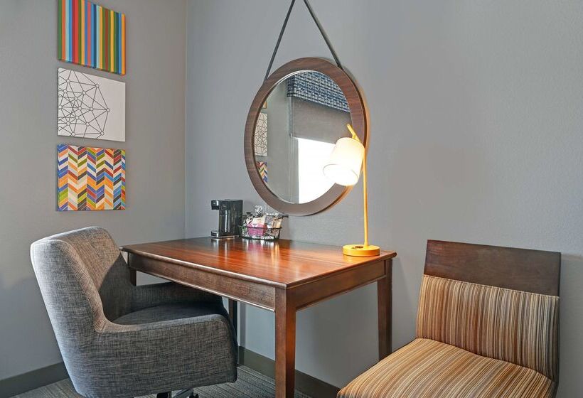 Отель Hampton Inn Farmington