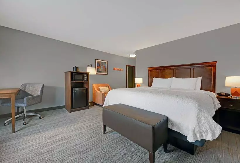 ホテル Hampton Inn Farmington