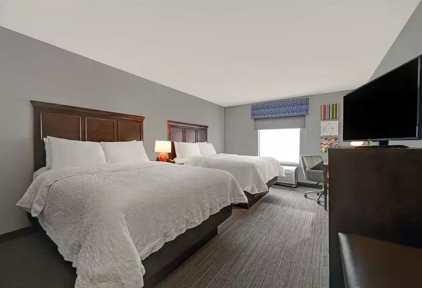 ホテル Hampton Inn Farmington