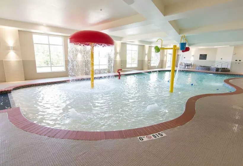 هتل Hampton Inn & Suites Oklahoma City Airport
