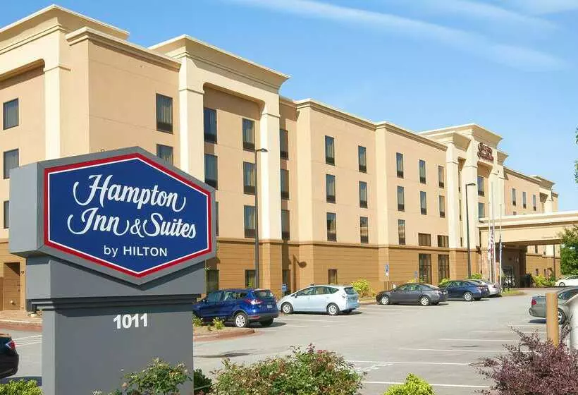 Отель Hampton Inn & Suites Senecaclemson Area