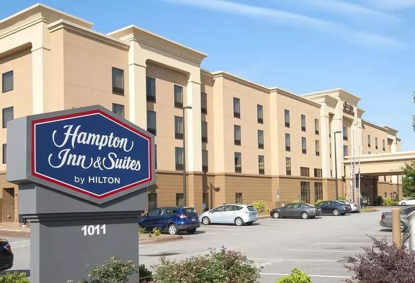 Отель Hampton Inn & Suites Senecaclemson Area