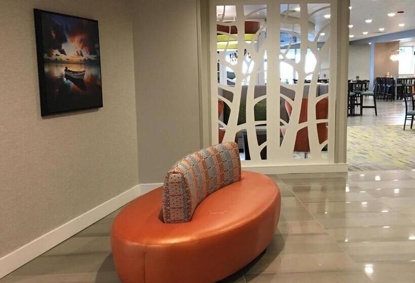 Holiday Inn Hotel & Suites Daytona Beach On The Ocean, An Ihg