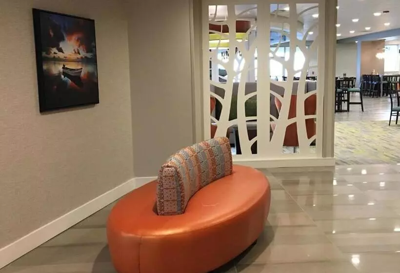 Holiday Inn Hotel & Suites Daytona Beach On The Ocean, An Ihg