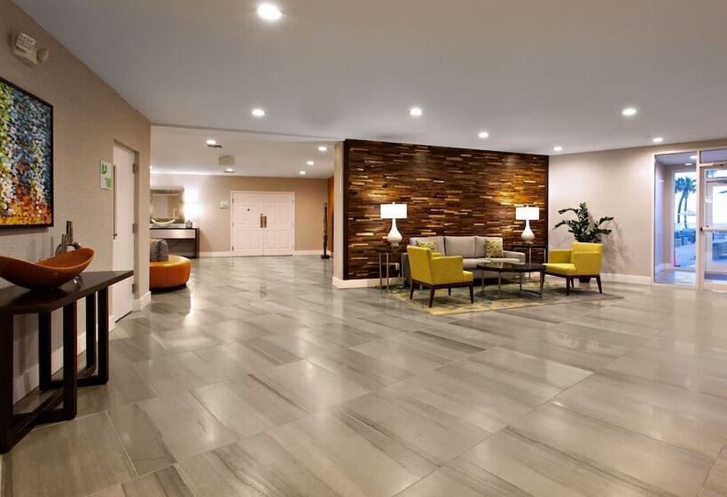 Holiday Inn Hotel & Suites Daytona Beach On The Ocean, An Ihg