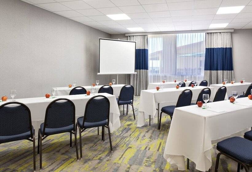 Holiday Inn Hotel & Suites Daytona Beach On The Ocean, An Ihg