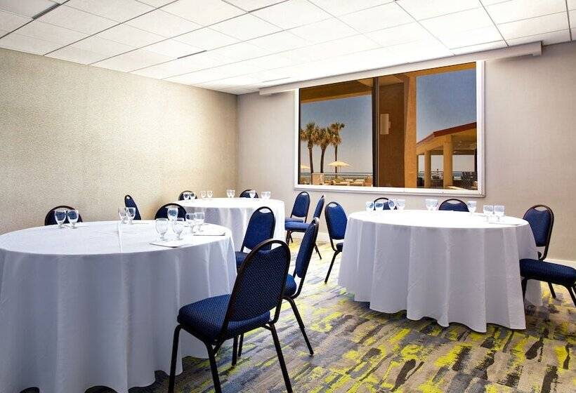 Holiday Inn Hotel & Suites Daytona Beach On The Ocean, An Ihg