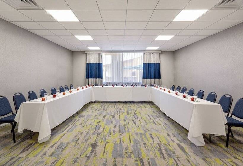 Holiday Inn Hotel & Suites Daytona Beach On The Ocean, An Ihg