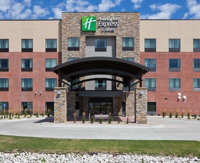 ホテル Holiday Inn Express & Suites Fort Dodge, An Ihg