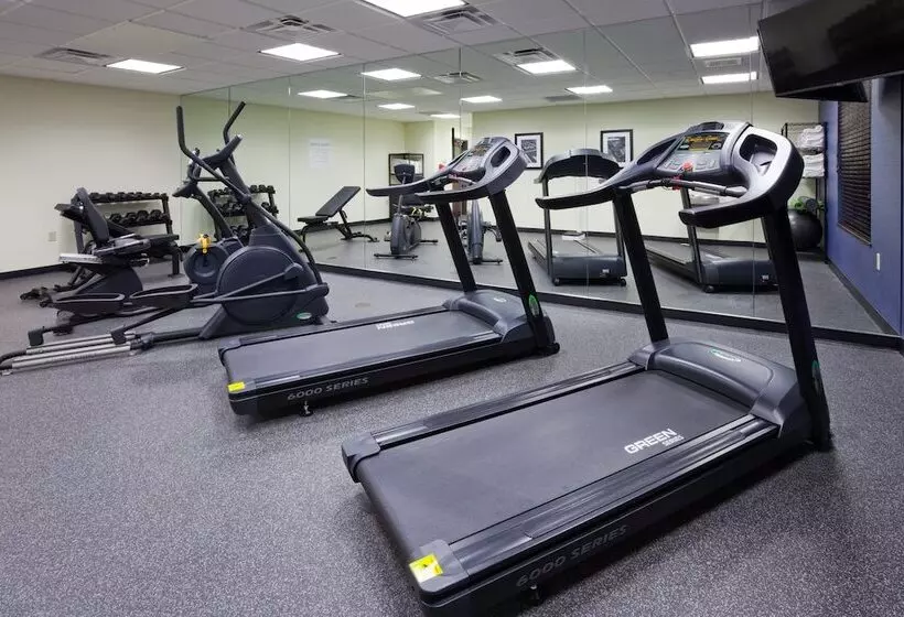 ホテル Holiday Inn Express & Suites Fort Dodge, An Ihg