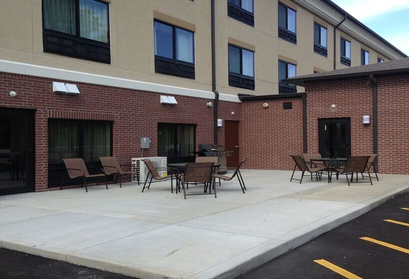 호텔 Holiday Inn Express & Suites Cambridge, An Ihg