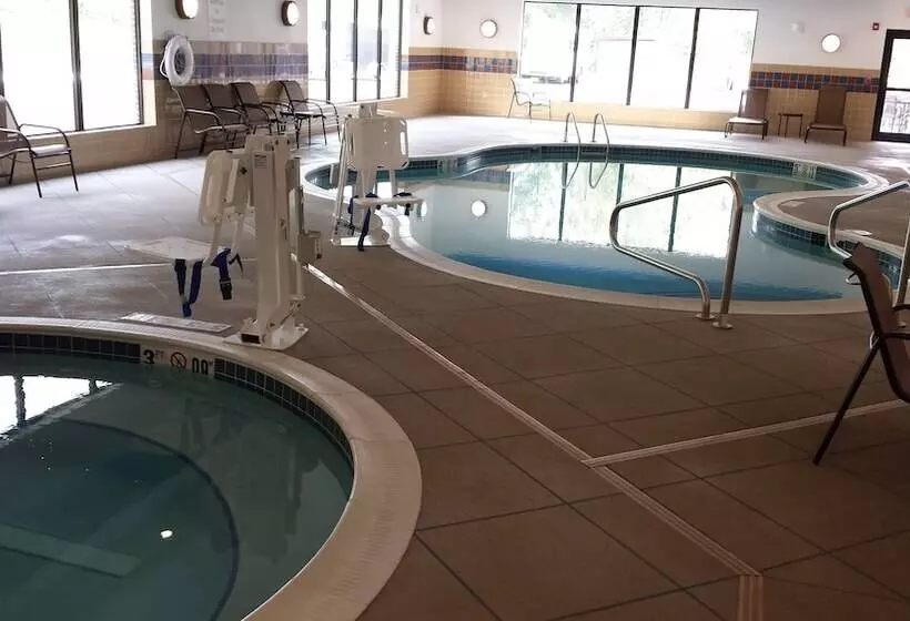 ホテル Holiday Inn Express & Suites Cambridge, An Ihg