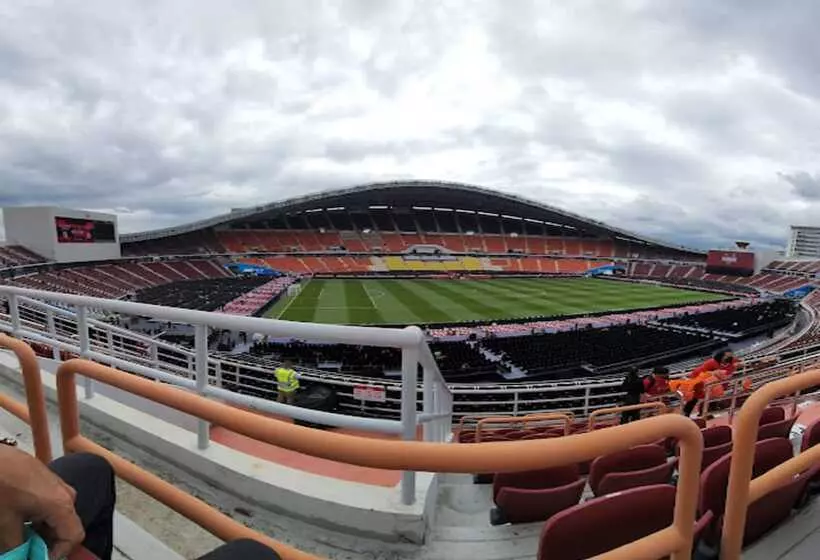 Отель Maitria Mode Sukhumvit 15 Bangkok A Chatrium Collection