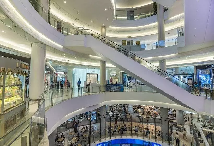 Отель Maitria Mode Sukhumvit 15 Bangkok A Chatrium Collection