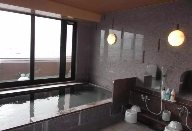 هتل Route Inn Hirosaki Ekimae