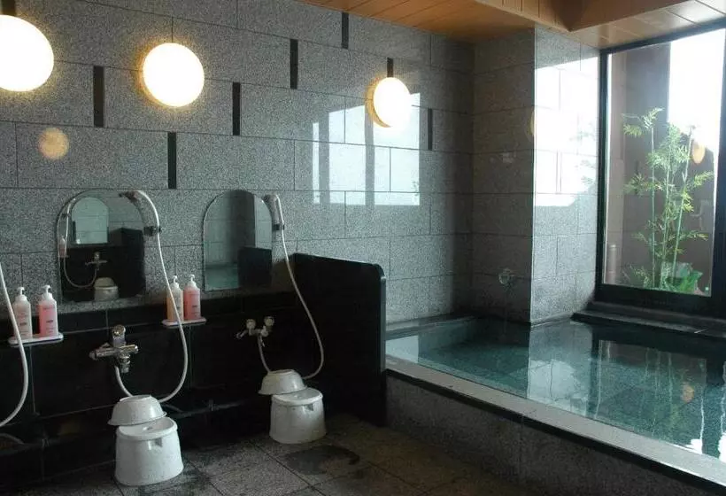 هتل Route Inn Hirosaki Ekimae