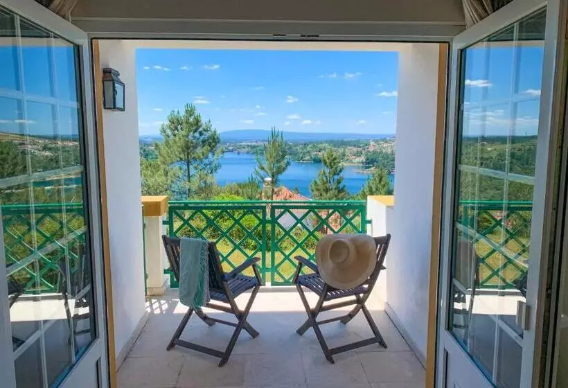 Отель Segredos De Vale Manso