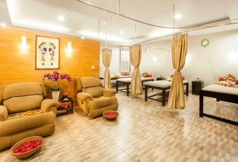 בית מלון כפרי Sevn Legian