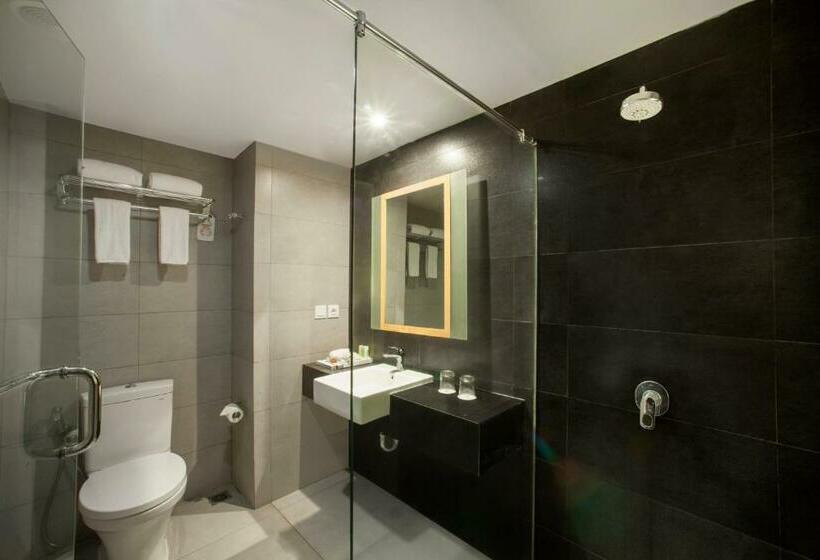 בית מלון כפרי Sevn Legian